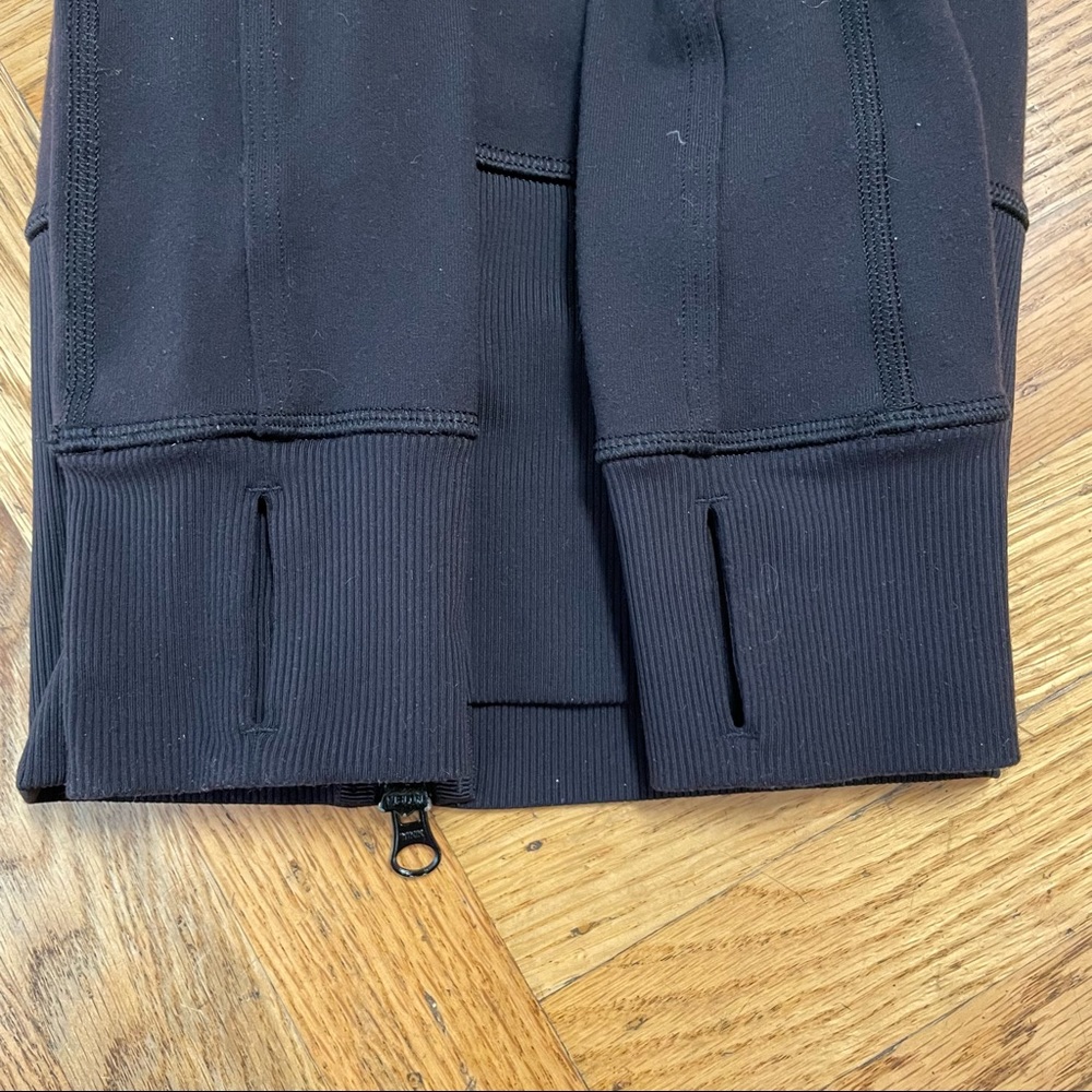 Lululemon Zip Up Jacket - Picture 8 of 8